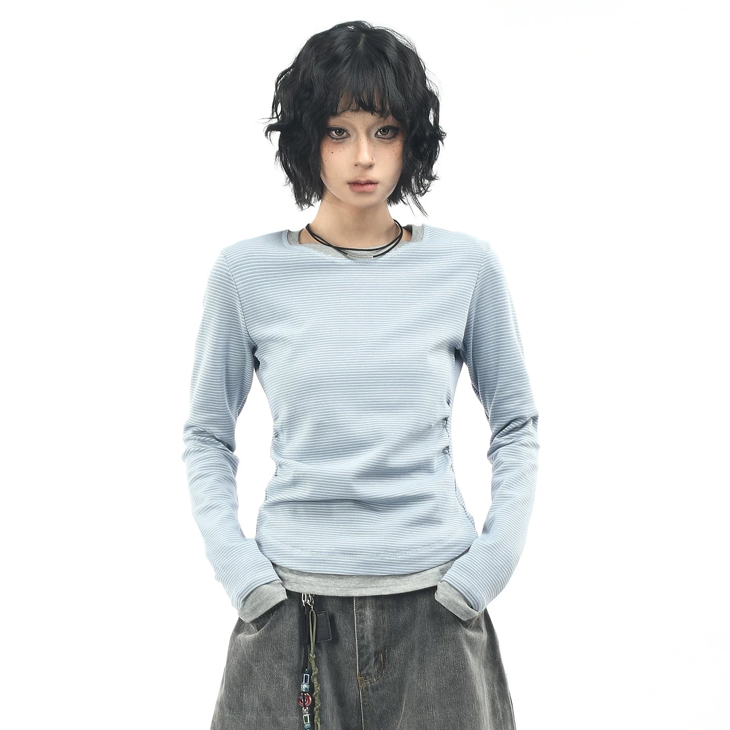 OV original/American retro fake two-piece striped long sleeved T-shirt for women in autumn, shoulder length short, waist cinching and slimming base shirt