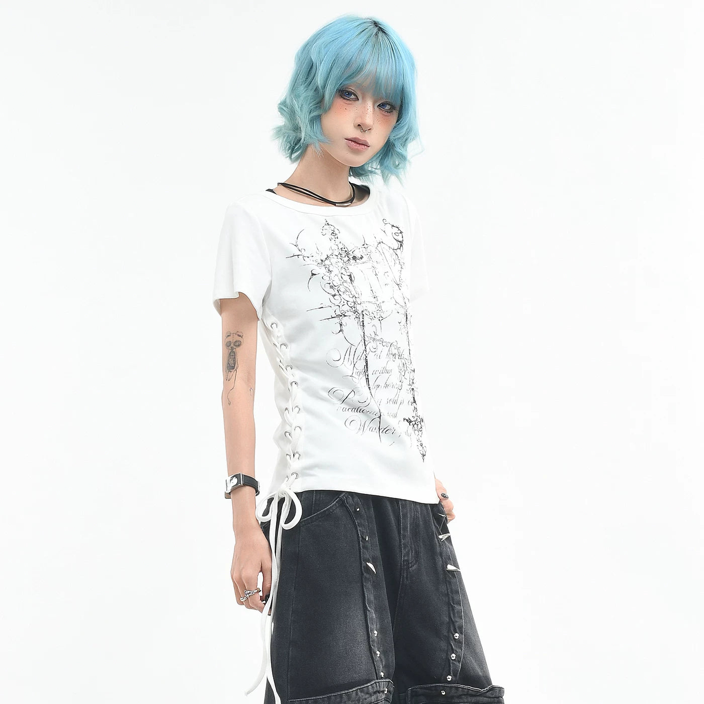 OV original/light Asian style graffiti strap design shoulder short sleeved T-shirt for women's summer slim fit short style spicy girl top trend