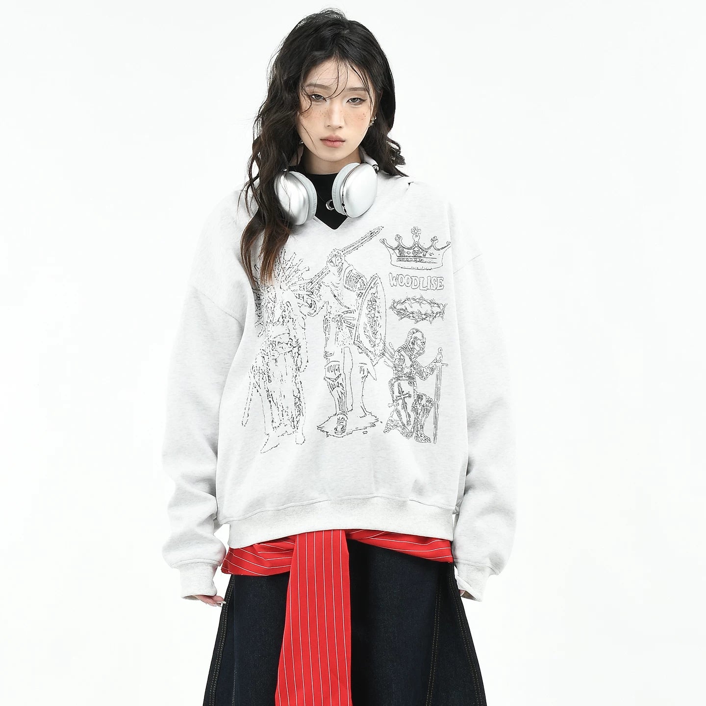 OV original/American knight hand drawn printed V-neck hooded sweatshirt for women in autumn, loose design, pullover top for men