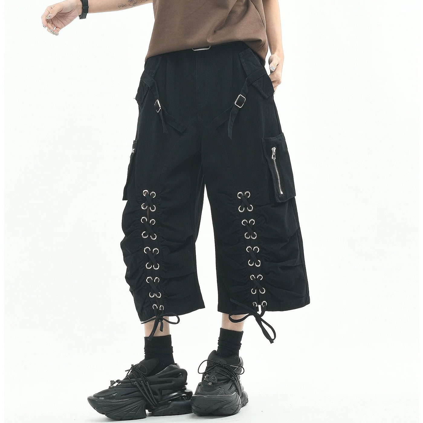 OV original American functional deconstruction strap casual cropped pants for men and women summer loose multi pocket workwear shorts trend