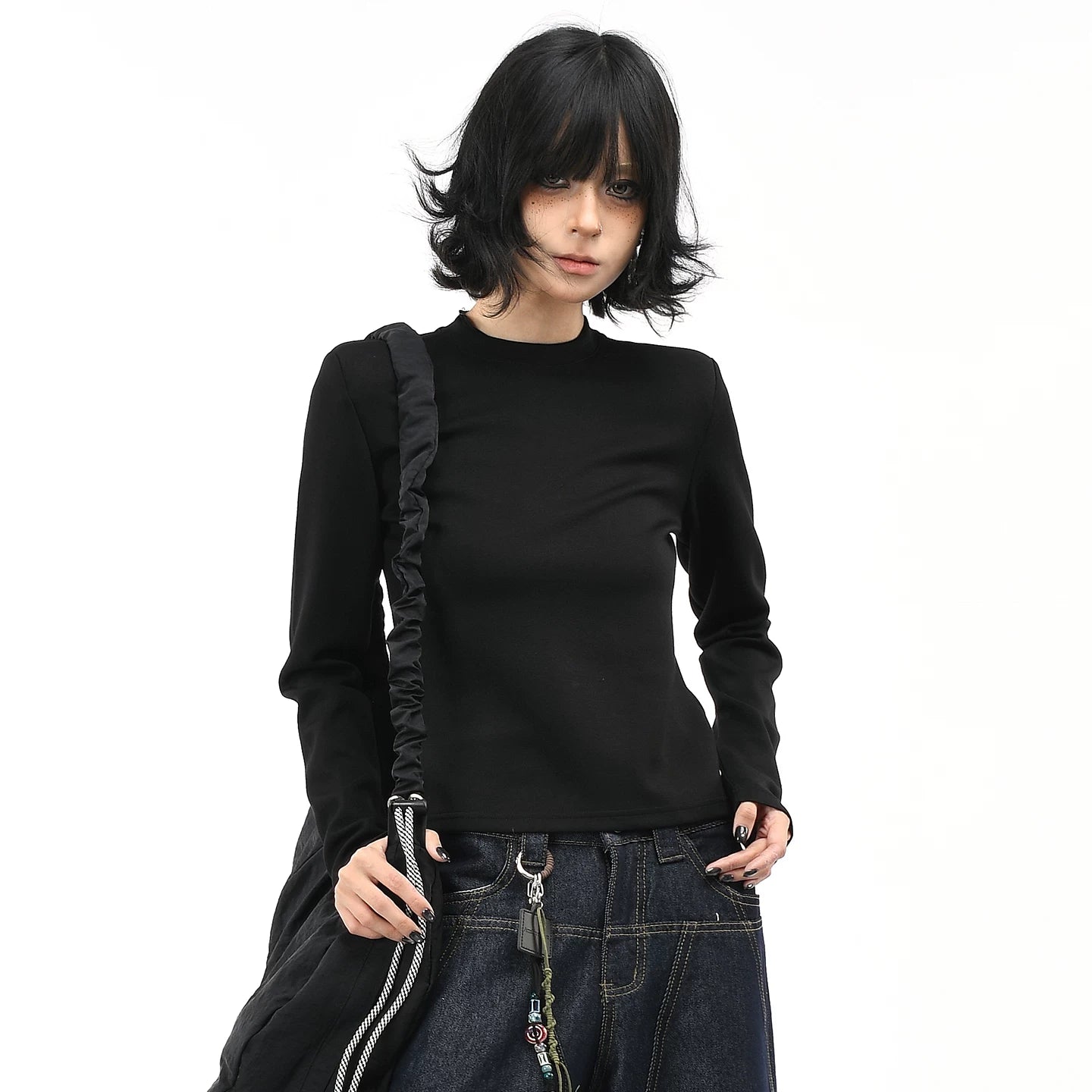 OV original/American slim fit solid color half high neck long sleeved T-shirt for women in autumn, short style shoulder pads, high-end feeling, base shirt trend