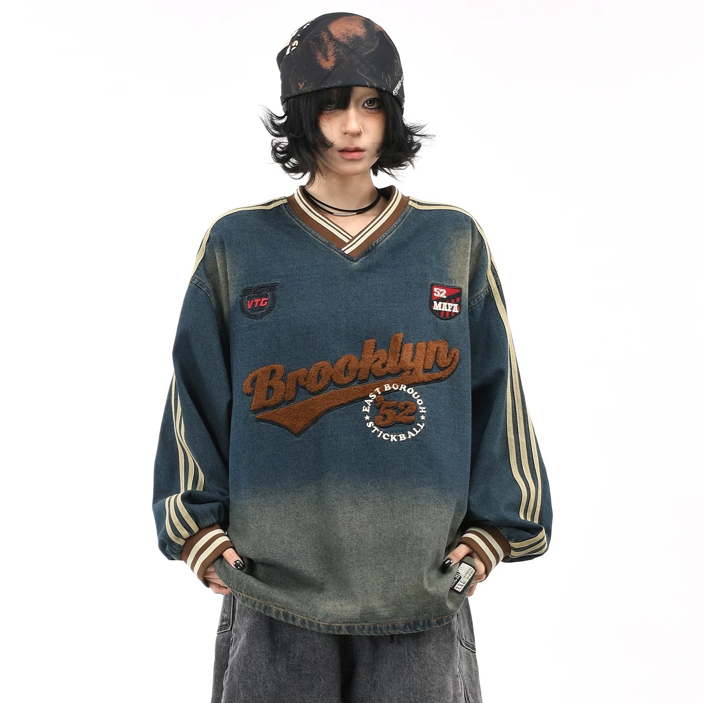 OV original/American college style V-neck washed denim hoodie for men and women, autumn loose towel embroidered retro top trend