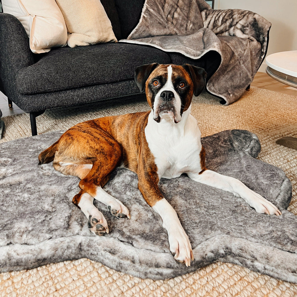 PupRug® Luxe Faux Fur Orthopedic Dog Bed - Ultra Soft Chinchilla