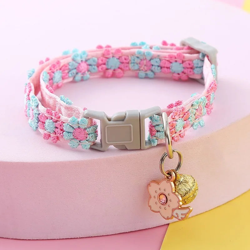High cost-effective colored linen pet collar with bell and flower decorations for cats and dogs