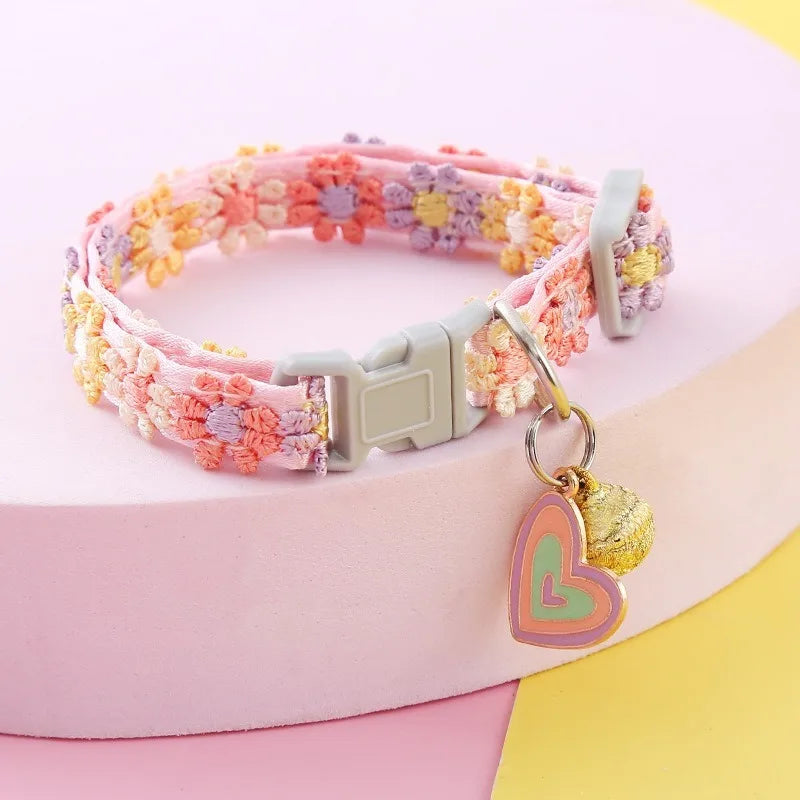 High cost-effective colored linen pet collar with bell and flower decorations for cats and dogs